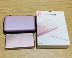Nintendo DS-LITE本体・ケース・DSソフト4本付きのサムネイル