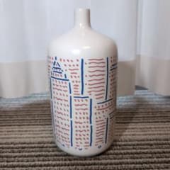 【非売品】抽象模様の陶器一輪挿し（パイオニア認定小売店「PASS」）のサムネイル