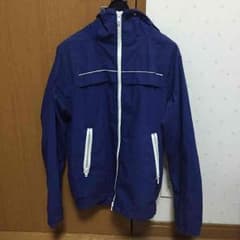 ユナイテッドアローズのナイロンパーカーのサムネイル