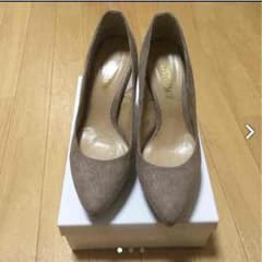 R&E スエードパンプス ☆美品☆のサムネイル