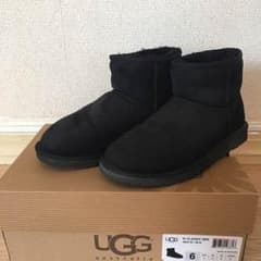 UGG ブーツのサムネイル