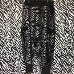 サルエルパンツのサムネイル
