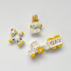 ご確認用　✳︎フェーヴ08✳︎フランスの人々　フェーブ　ミニチュア陶器　フランス フェーヴ カラフルな農場 4個 フランス フェーブ ミニチュア陶器 f