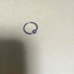 ピアスのサムネイル