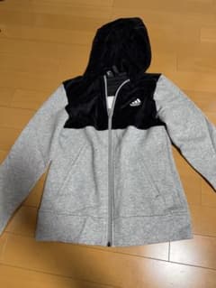 adidas キッズ パーカー 160のサムネイル