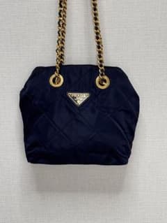 ラ*ス様 美品 PRADA ネイビー キルティング ショルダーバッグ 三角ロゴ