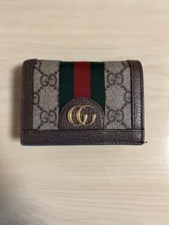 GUCCI 二つ折り財布のサムネイル
