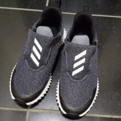 adidas♡21cmのサムネイル
