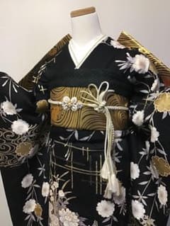 振袖フルセット　黒　白　金　金彩　金糸刺繍　振袖6点セット　成人式のサムネイル