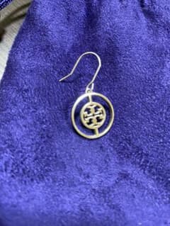 トリーバーチ　ピアス　片耳　シルバー