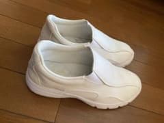 ナースシューズのサムネイル