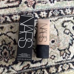 NARS ソフトマットコンプリートファンデーション　00310のサムネイル