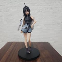 美少女フィギュア 黒髪ロング カジュアルスタイルのサムネイル