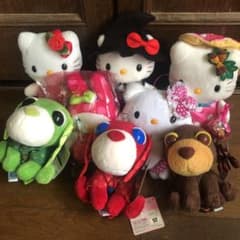 キティちゃんぬいぐるみのサムネイル
