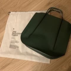 新品のTHE SLEEVELESS GARDENのレザートートバッグのサムネイル