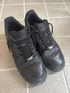 NIKE エアフォース1 黒のサムネイル