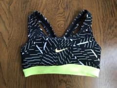 NIKE  ナイキ  スポーツブラのサムネイル
