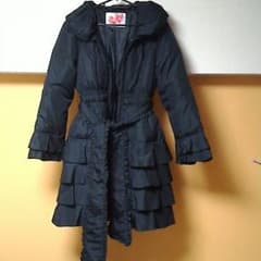 専用　美品★アンドラブ　フリルダウンコート　黒/Mのサムネイル