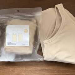アメスリタンクトップ　M-L アイボリー　カップ付きのサムネイル