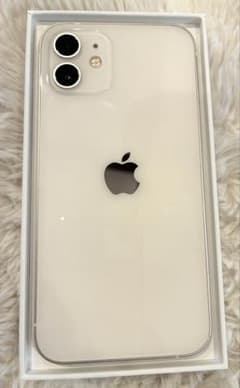 Apple iPhone 12 本体 ホワイト 64GB SIMフリー - メルカリ