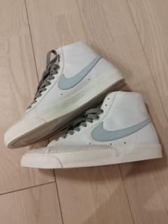 【美品、28cm】NIKE　BLAZER　ブレーザー77 VINTAGE MIDのサムネイル