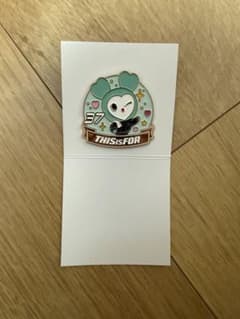 THIS IS FOR 国立　ピンバッチ　ミナのサムネイル