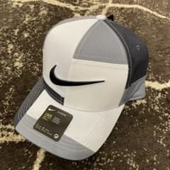 NIKE golf キャップ　海外限定のサムネイル