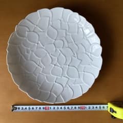 香蘭社　 白い花びらモチーフ 陶磁器 プレート 約26cm 新品　未使用のサムネイル