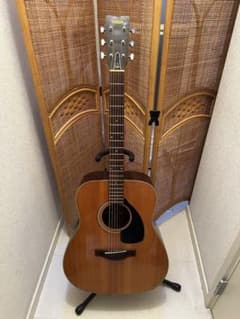 YAMAHA FG-110 赤ラベル 1968年製　釣鐘ロッドカバー 激鳴り YAMAHA FG-180 赤ラベル 長体ロゴ 釣鐘ロッドカバー 貫録の鳴り - メルカリ