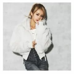 かとみかちゃん　ファーフーディブルゾン　アイボリー