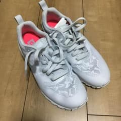 スニーカー Nike 23..0のサムネイル