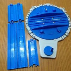 回転版と専用レールのサムネイル