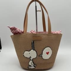 サマンサタバサ　SNOOPY スヌーピー レア　カゴバッグ 刺繍デザインのサムネイル