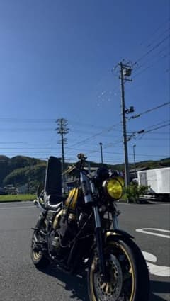 XJR4004HM