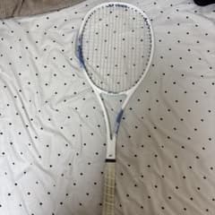 YONEX テニスラケット 初心者ホワイトのサムネイル