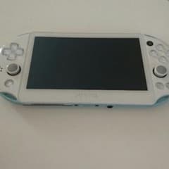 PSVITA PCH-2000のサムネイル