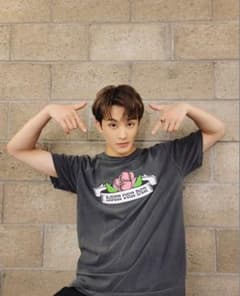 新品未開封 CAPSULE by NCT 127 MARK マーク Tシャツ　M