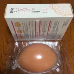 ヌーブラ風ブラジャー【Dカップ】未使用品・新品のサムネイル
