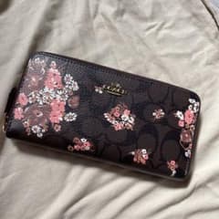 長財布のサムネイル