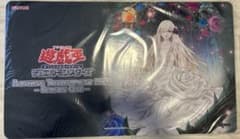 遊戯王 プレイマット ガーデン・ローズ・メイデン - メルカリ