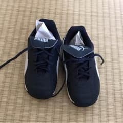 スニーカーのサムネイル