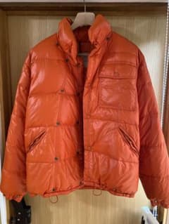 モンクレール　MONCLER ダウンジャケット　オレンジ　サイズ1のサムネイル