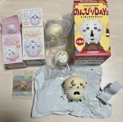 【新品未使用】ちいかわ　ラッコセット　ちいかわベビー　ハイハイフィギュアなど4点のサムネイル