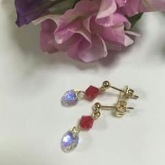 スワロフスキー　夏色ピアスのサムネイル
