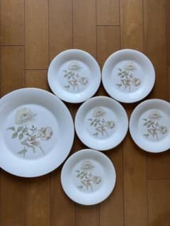 ロイヤルドルトン　ヨークシャーローズ　皿 6枚セット ロイヤルドルトン ヨークシャーローズ 皿 6枚セット - メルカリ