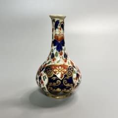 British-made antique Royal Crown Derby Imari gold-decorated vase [Rare item, fine art]