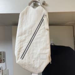 lululemon スリングバッグ ホワイトのサムネイル