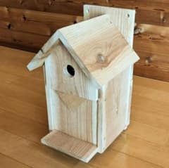 手作り巣箱　シジュウカラ用のサムネイル