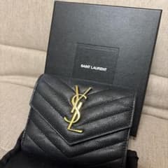 【真正性証明書付き】SAINT LAURENT 三つ折り財布 ブラックのサムネイル