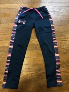 Under Armour アンダーアーマーロングパンツ 140センチ 子供服のサムネイル